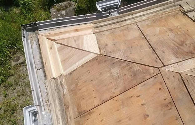 雨漏りの部分補修